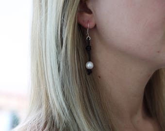 Freshwater pearl earrings, leather pearl jewelry, pearl earrings, gift for her, pearl jewelry, leather earrings, Christmas Gift