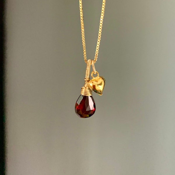 Mozambique Garnet, 24K Gold Vermeil heart, delicate red pendant, 14K Gold filled, box chain, handwrapping, january birthstone, Valentin