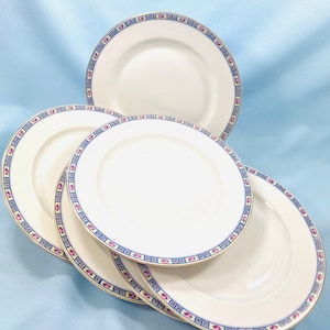 Heinrich H&C Bavaria Dinner Plates (Set of 6): Blue Boxes, Roses, Yellow Flowers