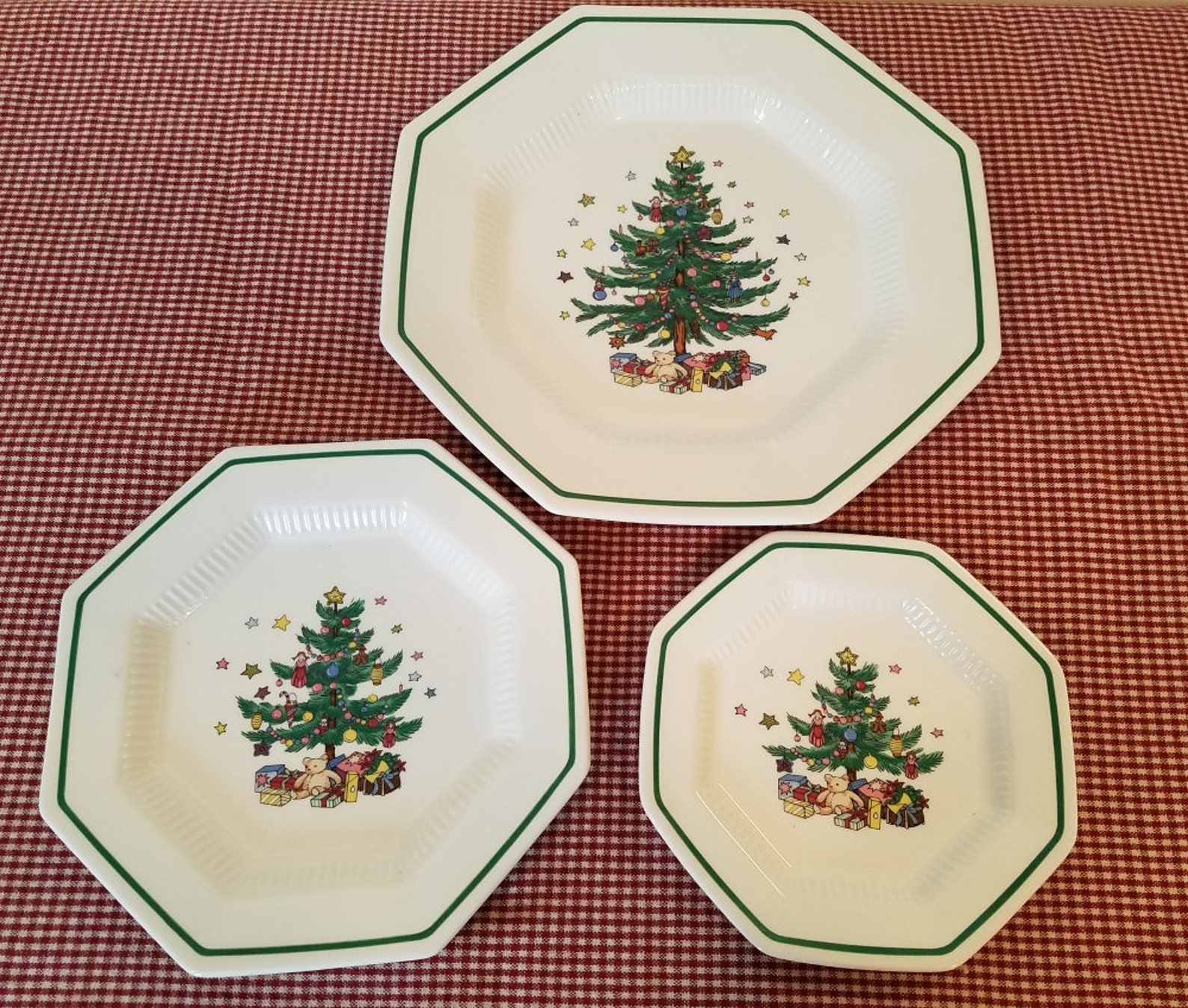 Nikko Christmastime. 3 Piece Setting Three Octagonal Plates Etsy