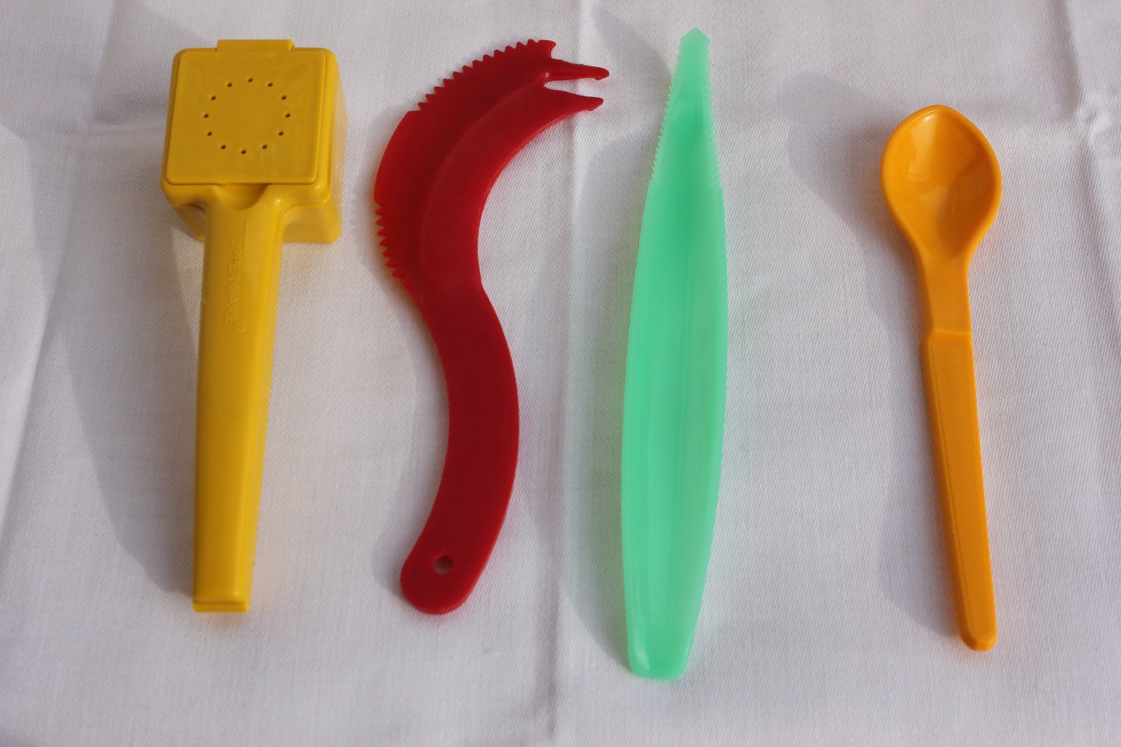 Fun Set of 5 Tupperware Kitchen Utensils Corn on the Cob Etsy