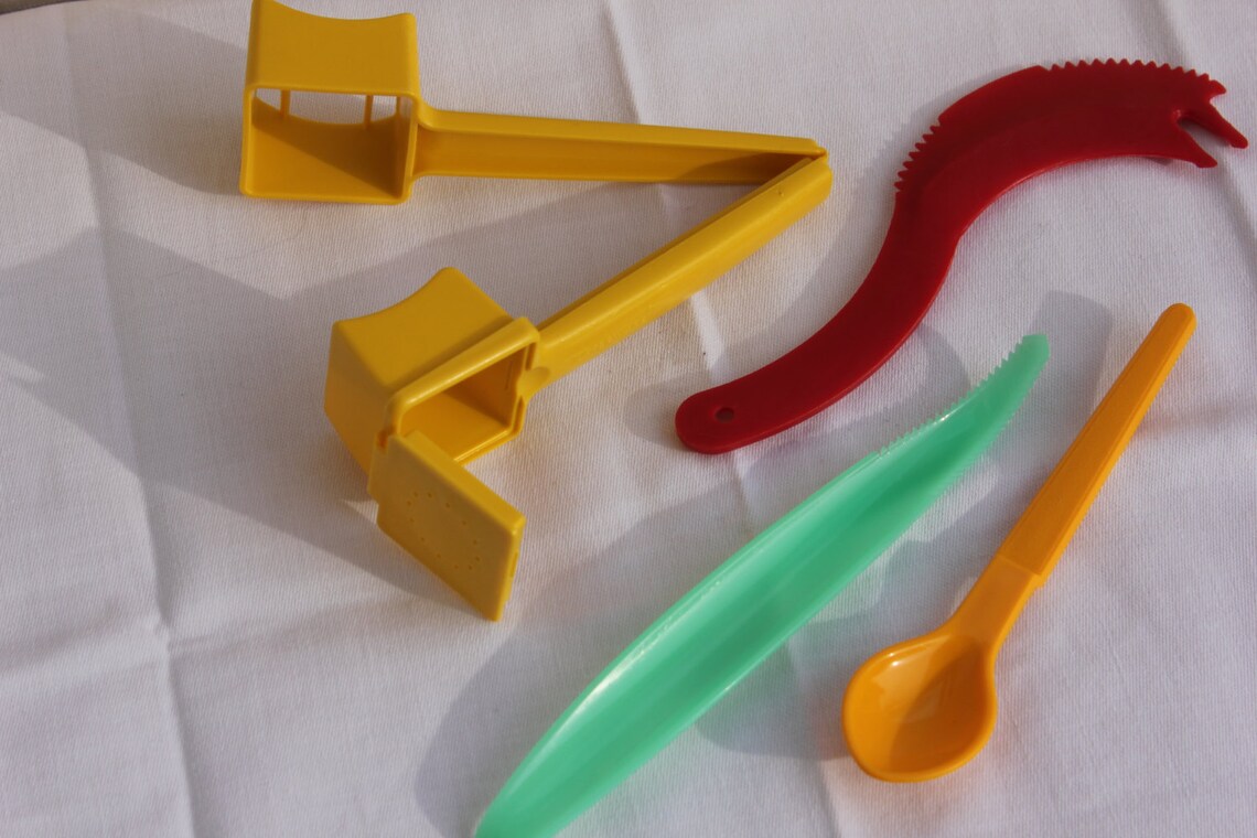 Fun Set of 5 Tupperware Kitchen Utensils Corn on the Cob Etsy