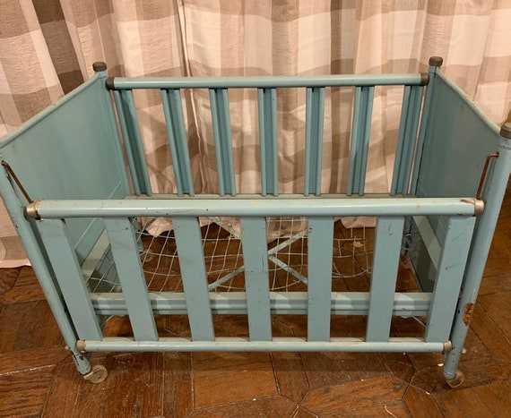 vintage baby doll bed
