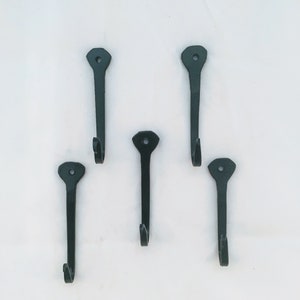 Pack of 5 Horse Shoe Nail Hooks image 2