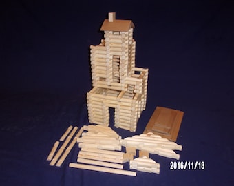 Handmade 'Lincoln Logs' 206 piece set (no container)