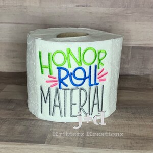Materiale per l'Albo d'onore. Difficile trovare un regalo unico per l'insegnante. Carta igienica ricamata. Regalo divertente. Regalo scherzoso. Apprezzamento per l'insegnante.