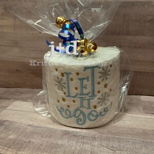 Carta igienica ricamata Let it Go. Regalo scherzoso difficile da acquistare. Regalo White Elephant. Scambio di regali per le feste. Riempitivo per calze.