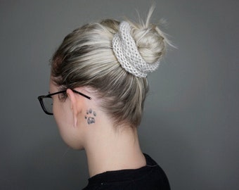 Knit Scrunchie in Linen | Charlie + Luna Co. Handmade, Hair, Accessories, Gifts for her, Stocking stuffers, Unique, Trendy