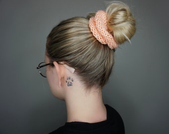 Knit Scrunchie in Light Peach | Charlie & Luna Co. Handmade, Hair, Accessories, Gifts for her, Stocking stuffers, Unique, Trendy