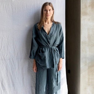 Chemise portefeuille en lin SEVILLE et pantalon large en lin, CHEMISE en lin et pantalon en lin, vêtements en lin