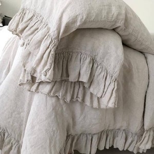 SALE 40% Ready to ship. Shabby Chic linen duvet cover with ruffles in color oatmeal image 2