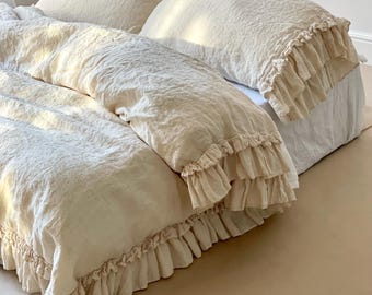 RUSTIQUE. HOUSSE DE COUETTE en lin. Couette seule. Housse en lin de style rustique avec double volant.
