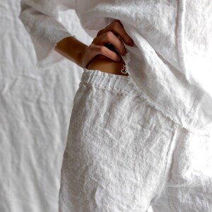 Linnepyjamasset MARIBEL, linneskjorta och linneshorts, pyjamasset dam, linnekläder, pyjamasset bild 8