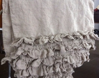 LINEN towels  BUNDLE , SET of 12 towels  with ruffles. Linen kitchen / hand towel.