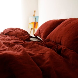 LINEN DUVET COVER. Set of duvet cover and pillow covers with ties closure. 100% pure linen bedding.