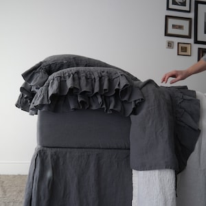 LINEN SHEETS SET with ruffles. 4 pieces-flat ruffled top sheet, fitted sheet and two ruffled pillowcases. image 8