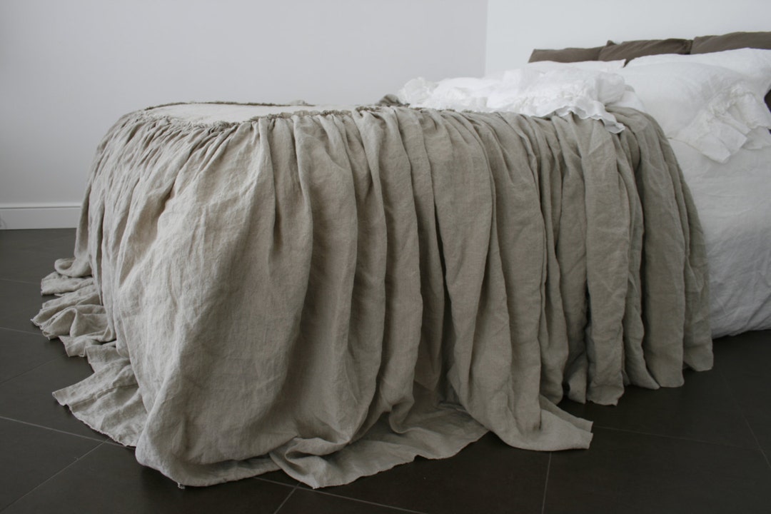 LINEN COVERLET Dust Ruffle. Ruffled Linen Bedspread, Dust Ruffle ...