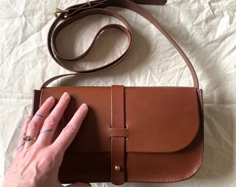 Brown leather bag, brown handbag, leather work bag, leather handbag, black handbag, tan leather handbag