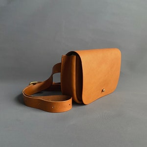 Ada Belt Bag, Leather belt bag, Belt bag, Waist bag, sling bag, leather hip bag, small leather bag, travel bag image 4