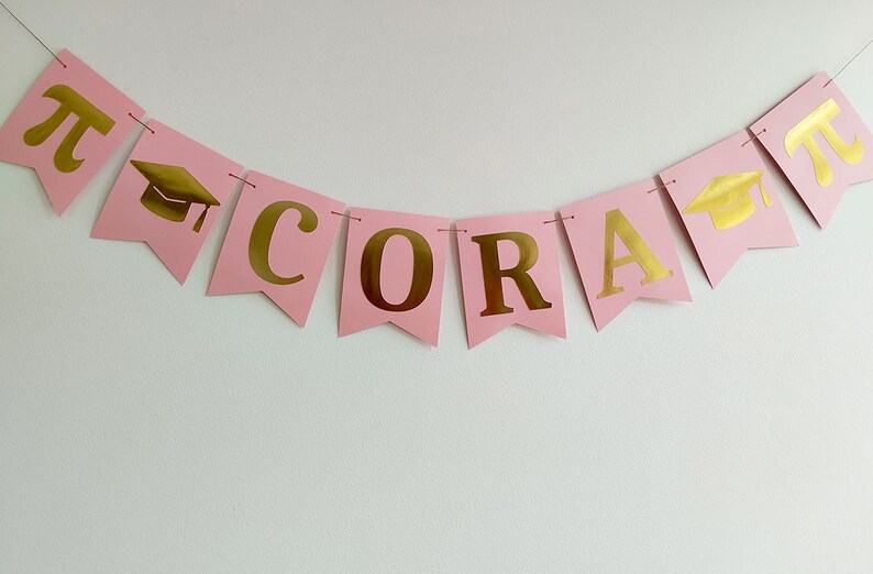 Coquette graduation party decoration.