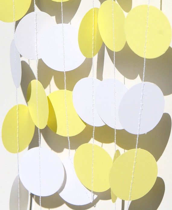 Light Yellow & White paper garland - Baby shower decoration, Baby shower, circles paper garland, Birthday party, Nursery, KC-1225 Il_570xn