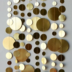 New Year's Eve Decorations: This is the Gold garland that will make next NYE shine.  G41