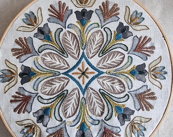 Arte abstracto de aro bordado a mano, decoración de pared colorida, arte de pared bordado a mano, bordado de arte de aro terminado