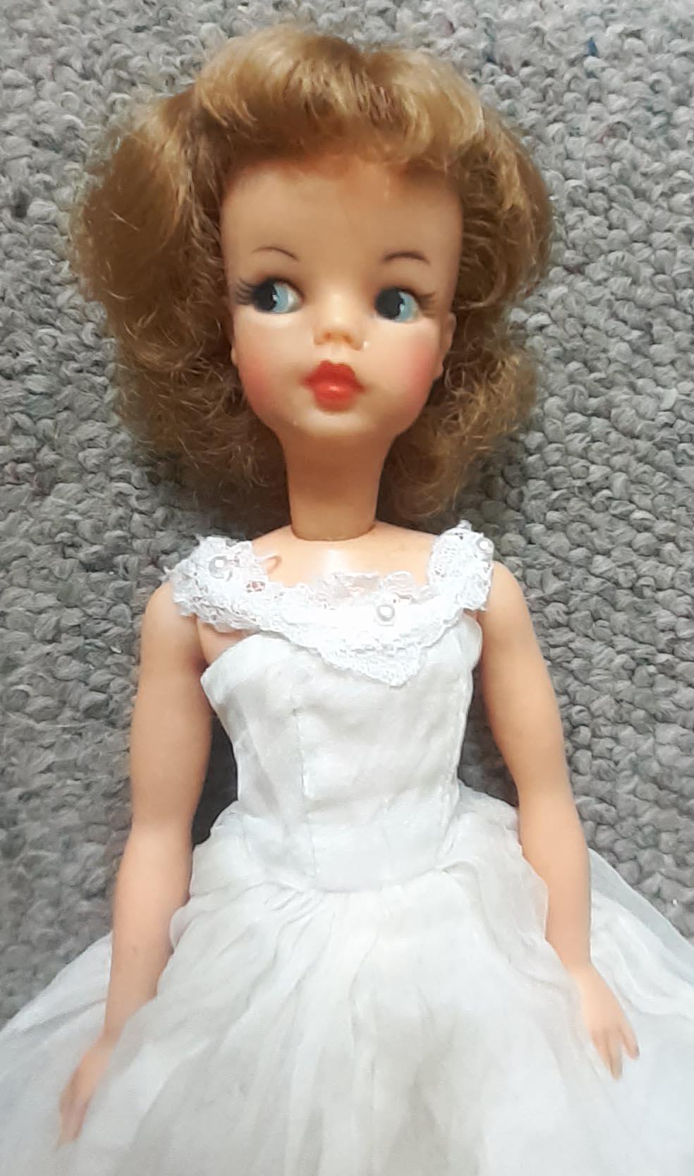 Ideal Tammy Doll (Dirty Blonde) - 1960's