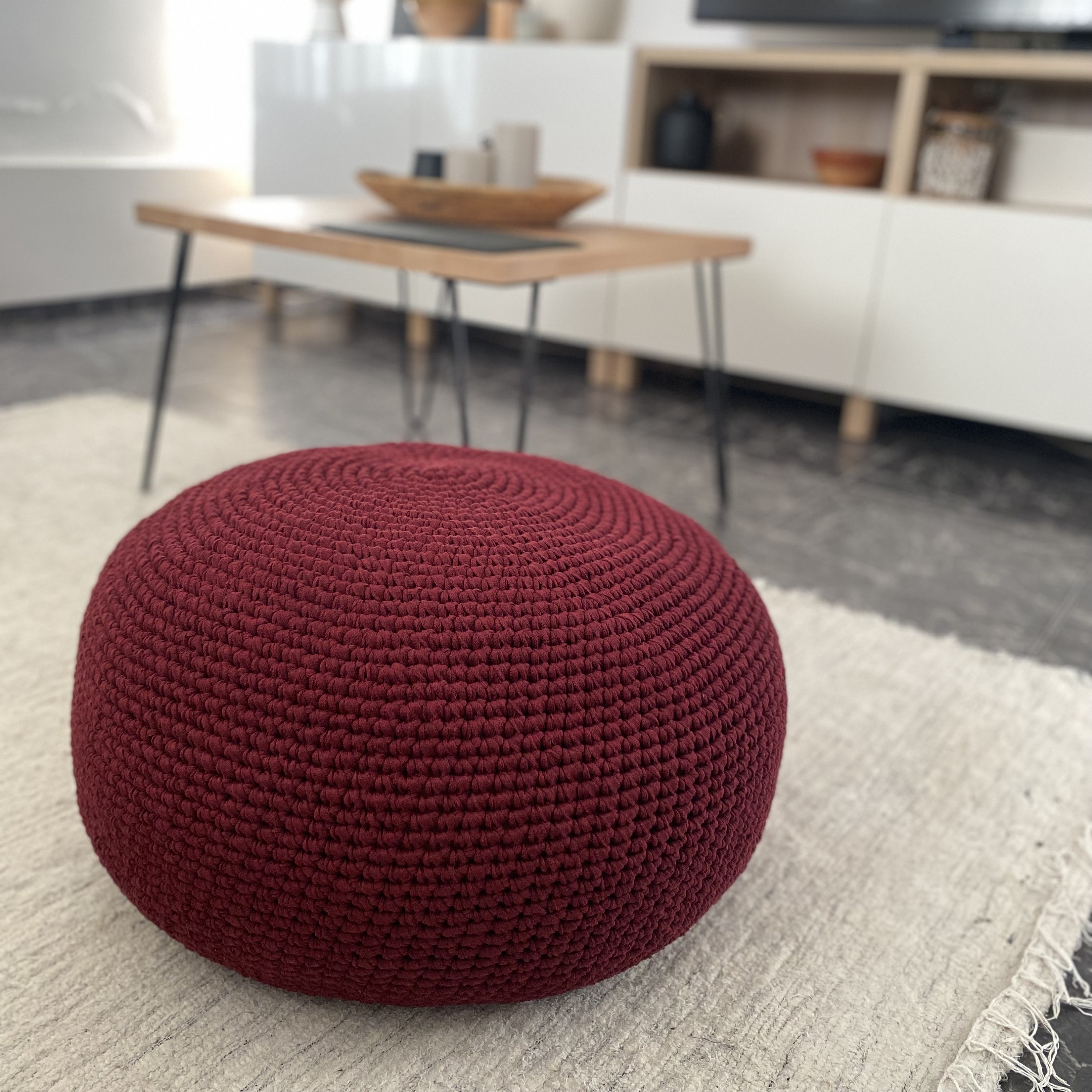 Chardin home Pouf all'uncinetto beige-avorio, accogliente e bohémien, in cotone riciclato, realizzato a mano, stile casual, per casa, ufficio, camera da letto, 45,7 x 45,7 x 35,6 cm