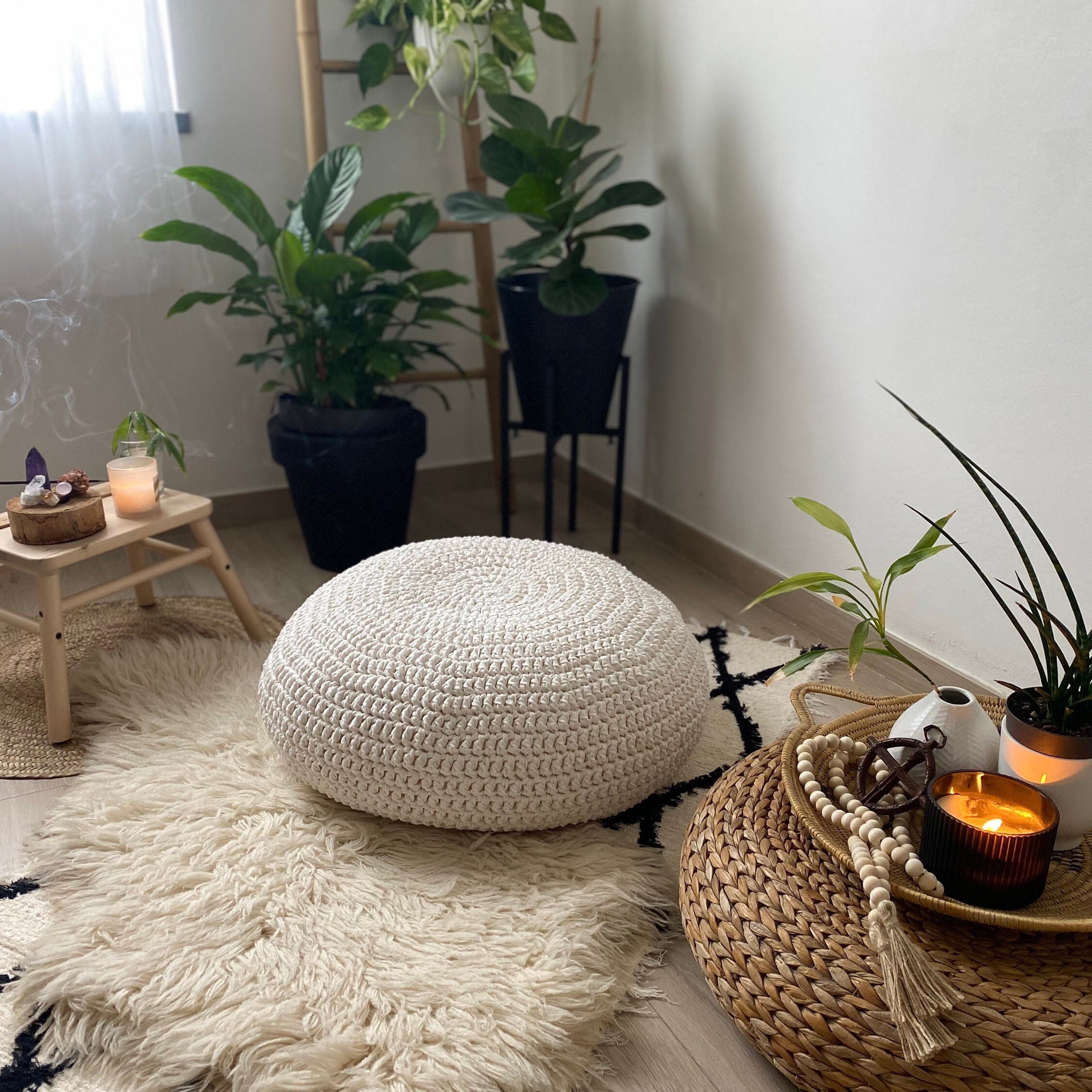 Large Meditation Cushion, Knitted Zafu Round Floor Pillow Seating