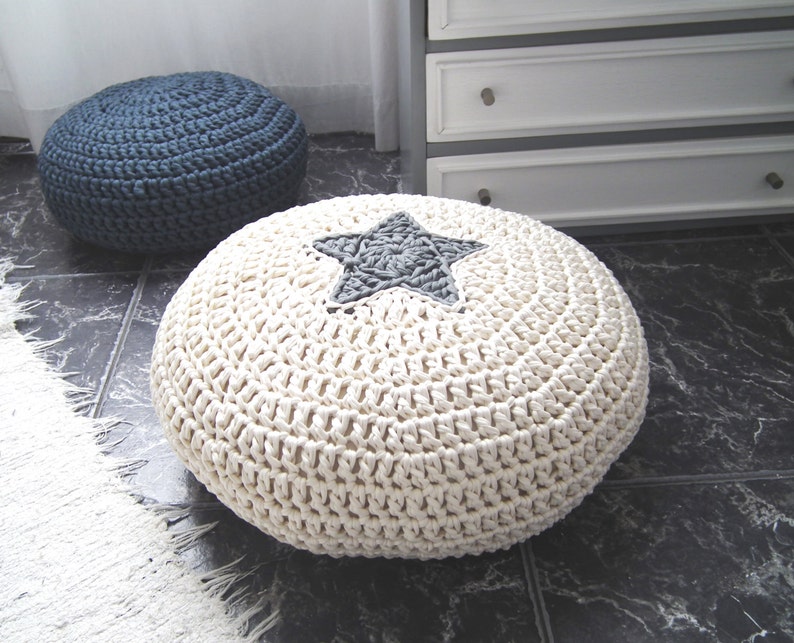 Round Knit Floor Pouf with Star Off White Cushion Seating for image 1