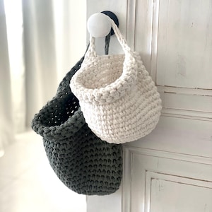 Crochet Wall Hanging Basket, Boho Wall Mounted Storage Bags, Modern Room Organizer, Multifunctional Tiny Home Decor