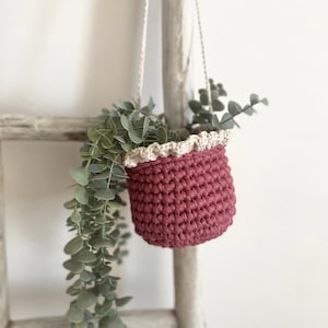 Crochet Hanging Basket, Dusty Pink Small Storage with Ruffled Edge, Cottagecore Nursery Decor