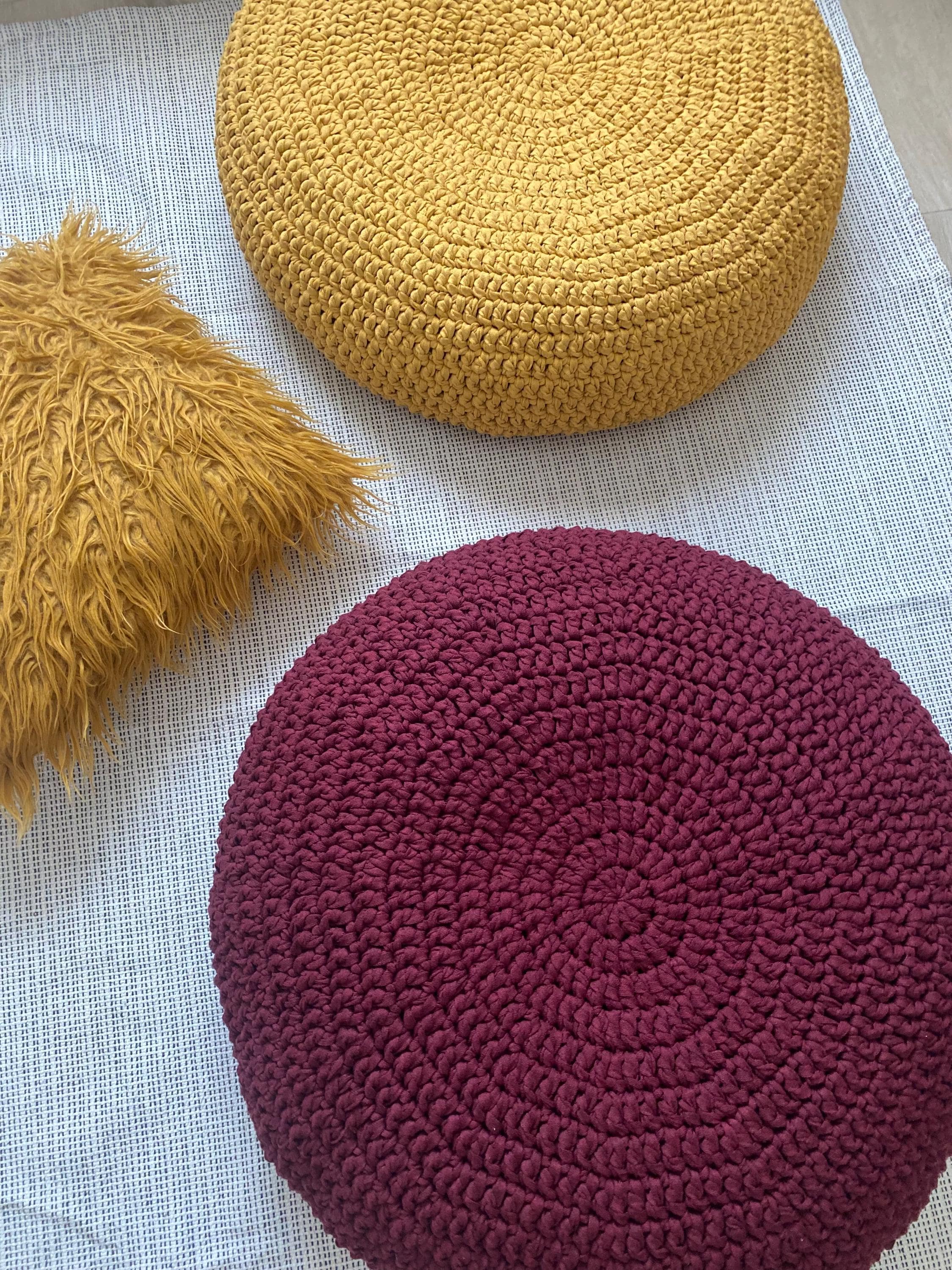 かぎ針編みのオットマン用スリップカバー：IKEA Alseda用ハンドメイド