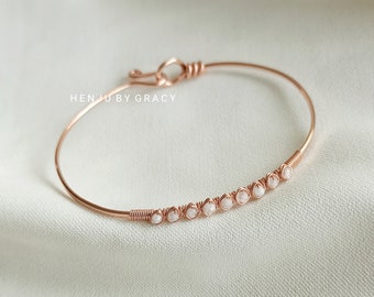 Modern Line Bracelet with Moonstone Bracelet / Gold Bracelet / Dainty Bracelet / Gemstone Bracelet