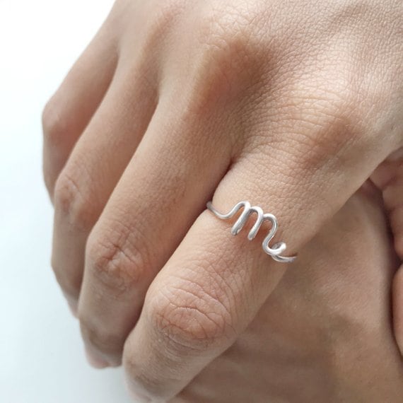Initial m Ring Brautjungfern Geschenk Silber Initial Ring Rosegold Initial Ringe personalisierte Brautjungfern Geschenke Benutzerdefinierter Ring Buchstaben Ring Etsy