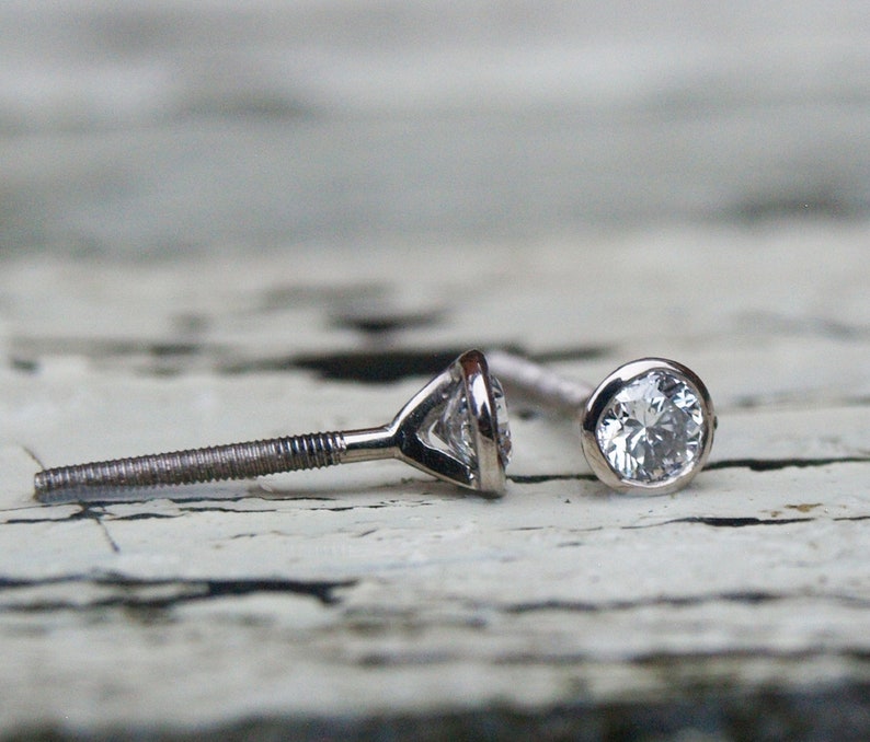 18ct White Gold Martini Style Diamond Earrings 18ct Gold Etsy