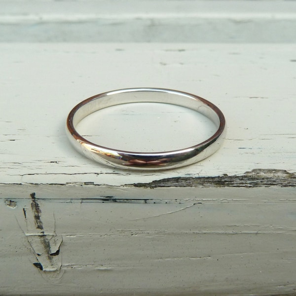 9ct White Gold Wedding Band - 2mm Half Round Ring