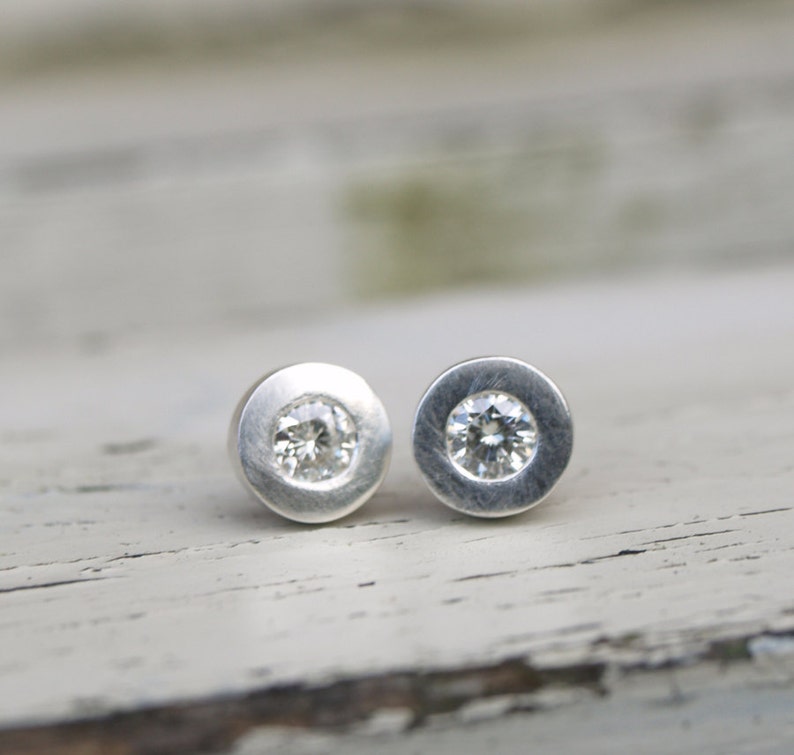 Elegant Moissanite Leaf-Shaped Sterling Silver Stud Earrings