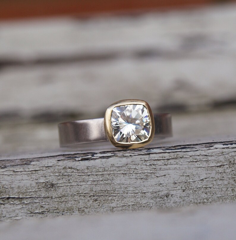 Cushion Cut Moissanite Solitaire Ring: 18ct Yellow Gold, Platinum Band image 5