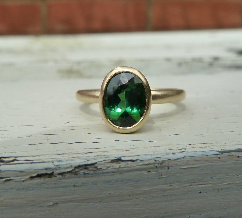 Green tourmaline recycled gold ring, green gemstone engagement ring image 5