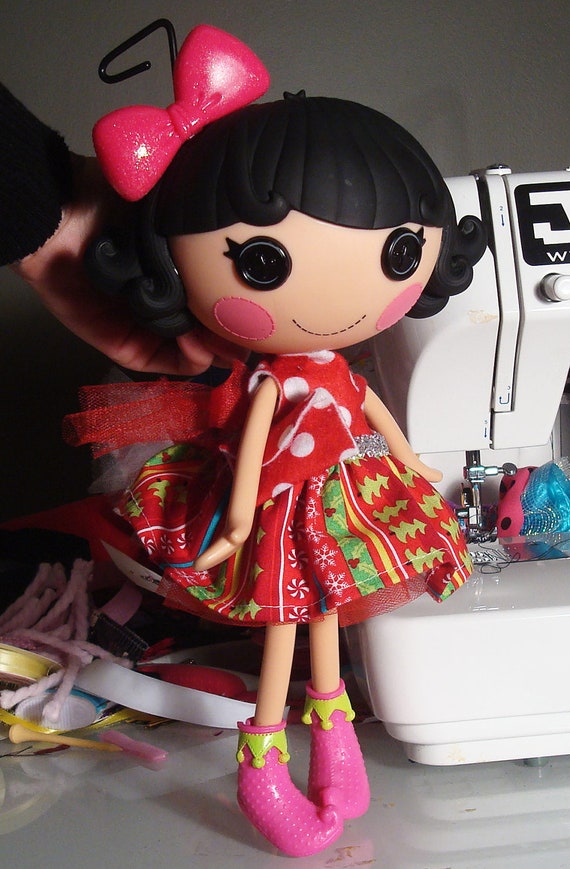 Items similar to Lalaloopsy Jingle Elf Dress with Clutch on Etsy