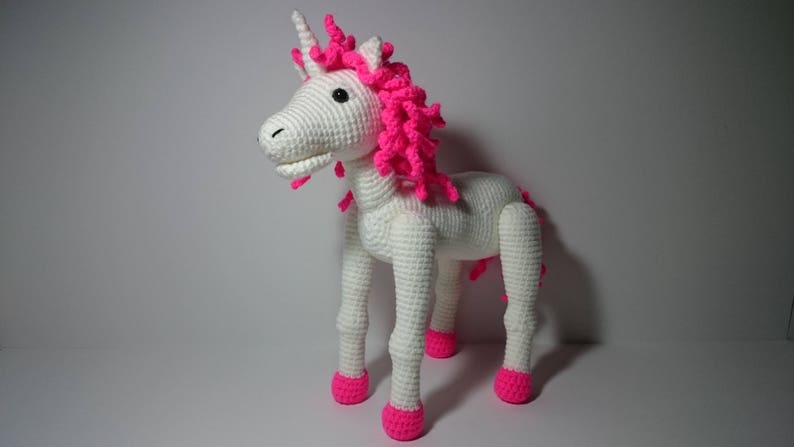 DEUTSCHE PDF Häkelanleitung Amigurumi Einhorn Luna image 3