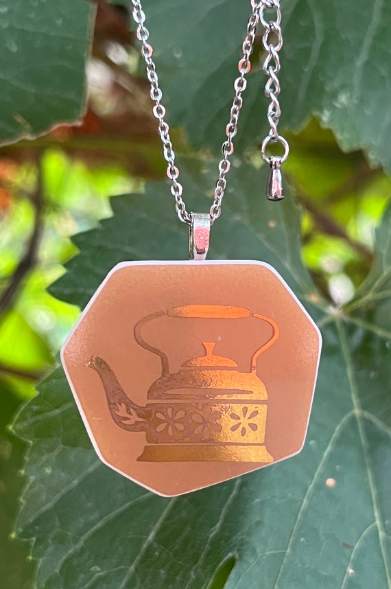 PYREX Early American pendant