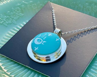 PYREX Amish Butterprint pendant