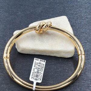 NEW Brighton Interlok Single Knot Gold Hinged Bangle afbeelding 4