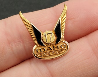 Ancien breloque de récompense de service rempli d'or 10 carats 1/10