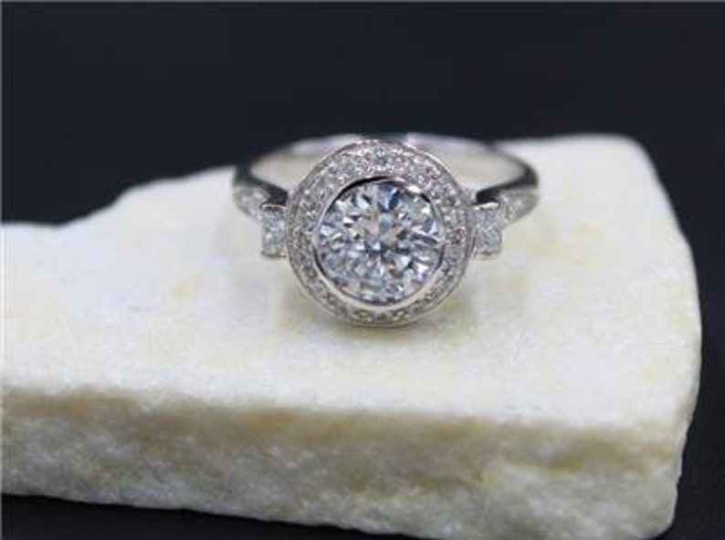 Designer Solid 14K White Gold 2ct Simulated Diamond White Topaz Halo Ring S 9.75