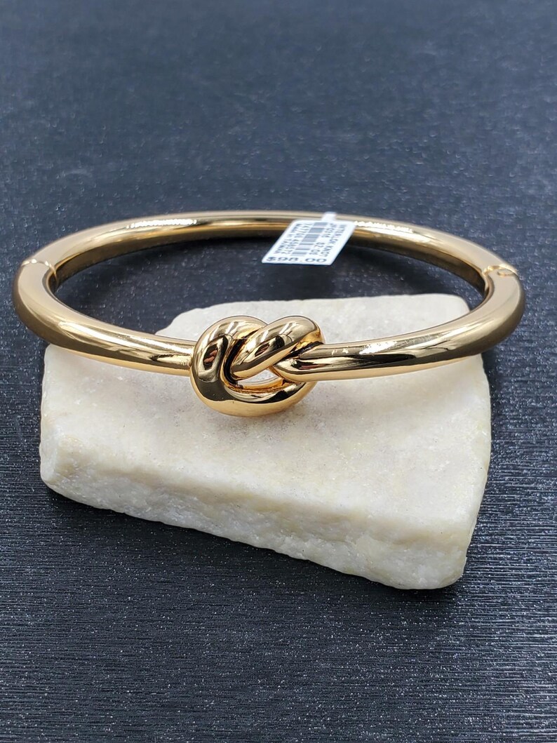 NEW Brighton Interlok Single Knot Gold Hinged Bangle afbeelding 2