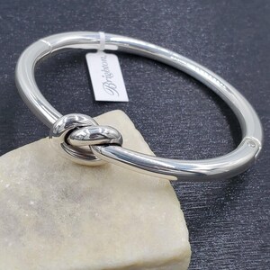 NEW Brighton Interlok Single Knot Silver Hinged Bangle Bild 2